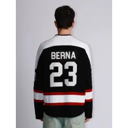 Alternative view of BERNA FELPA HOCKEY CON PATCH